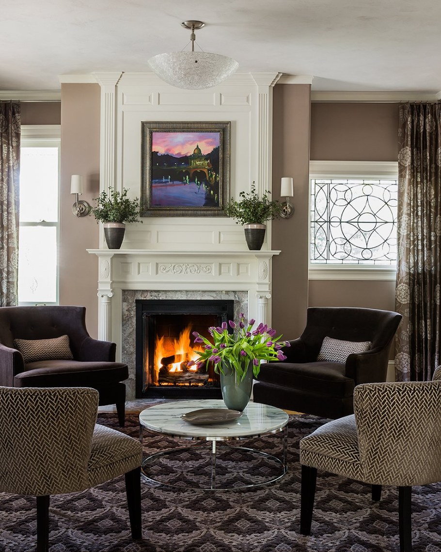 Камин в современном интерьере