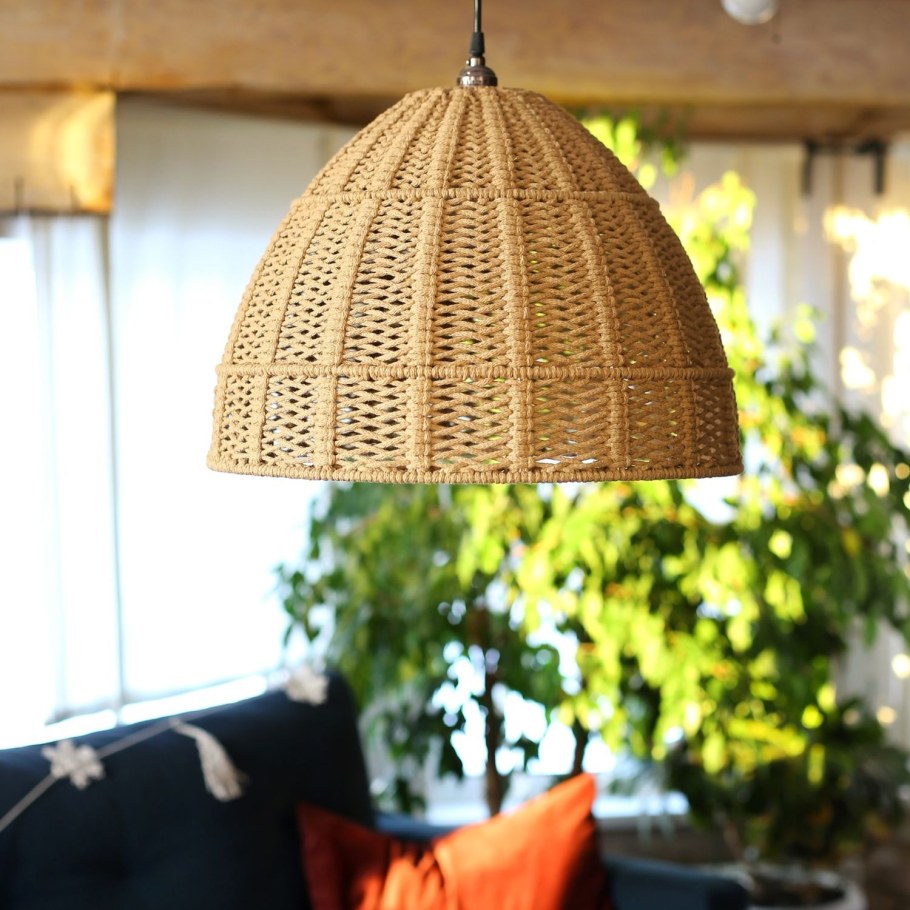 Плетеные абажуры в интерьере