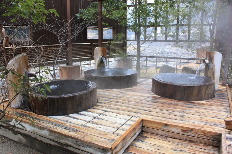 Офуро японская ванна уличная