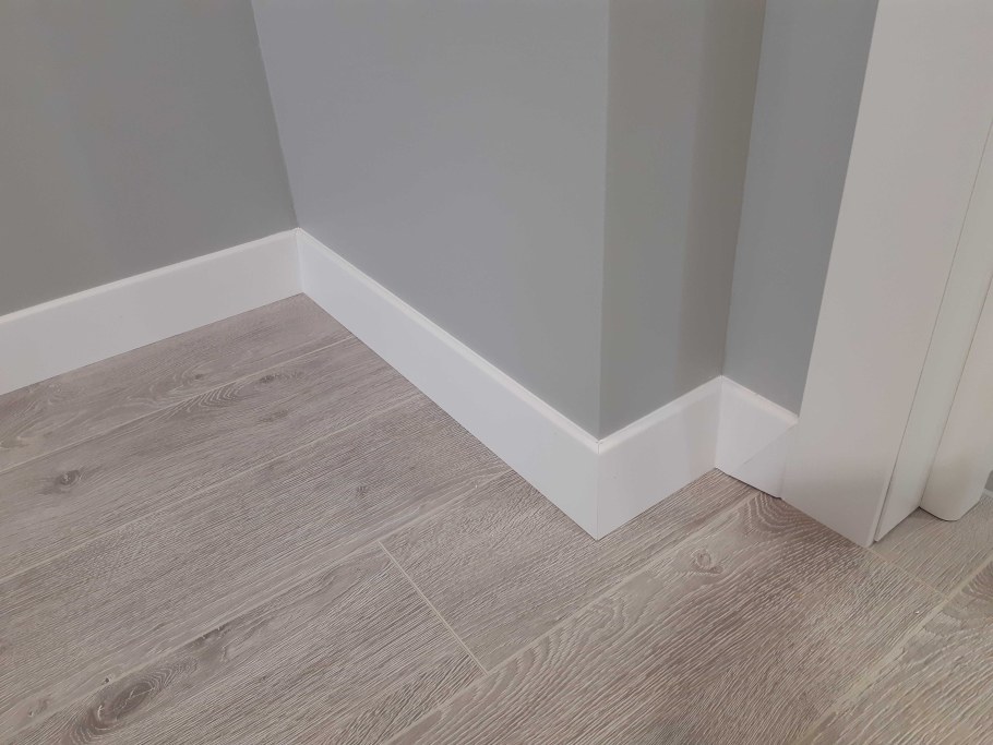 Напольный плинтус МДФ 2000 80 16