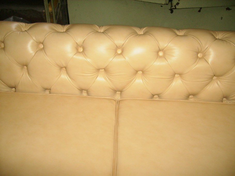 Пуговицы квадратные для каретной стяжки