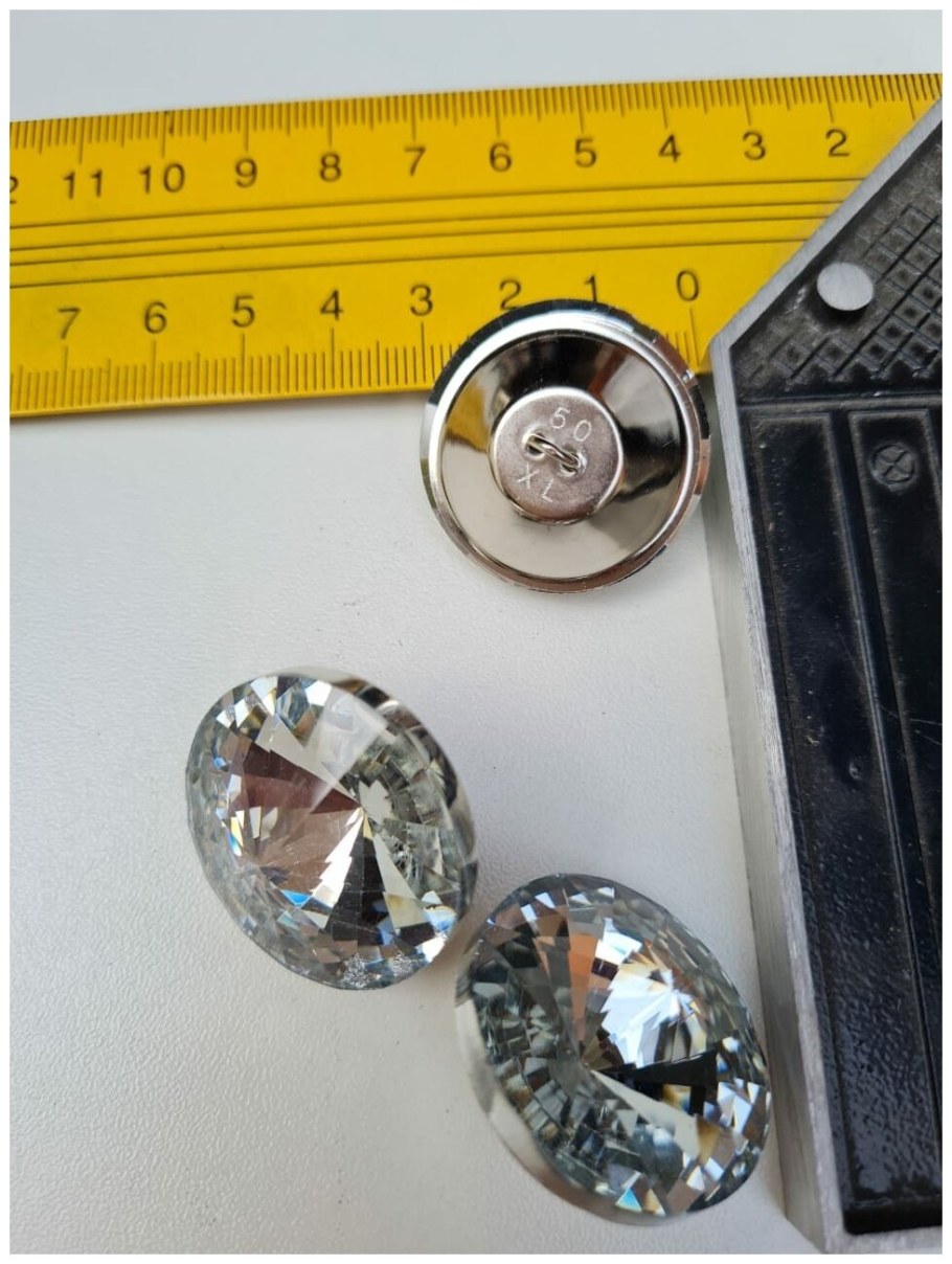 Мебельные стразы для каретной стяжки