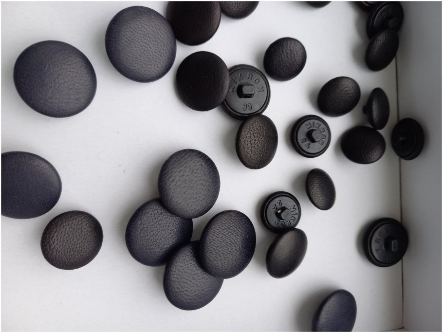 Пуговица без ножки