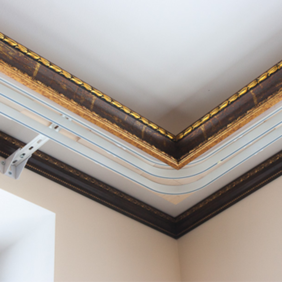 Карниз для эркера потолочный