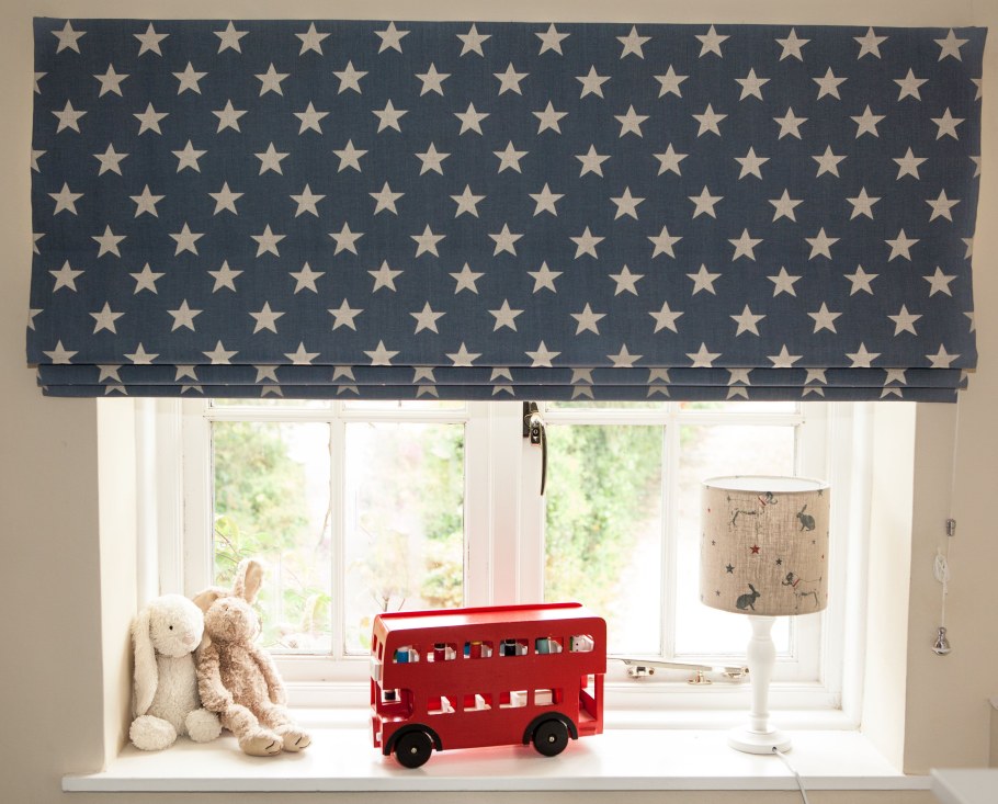 Римская штора в детскую