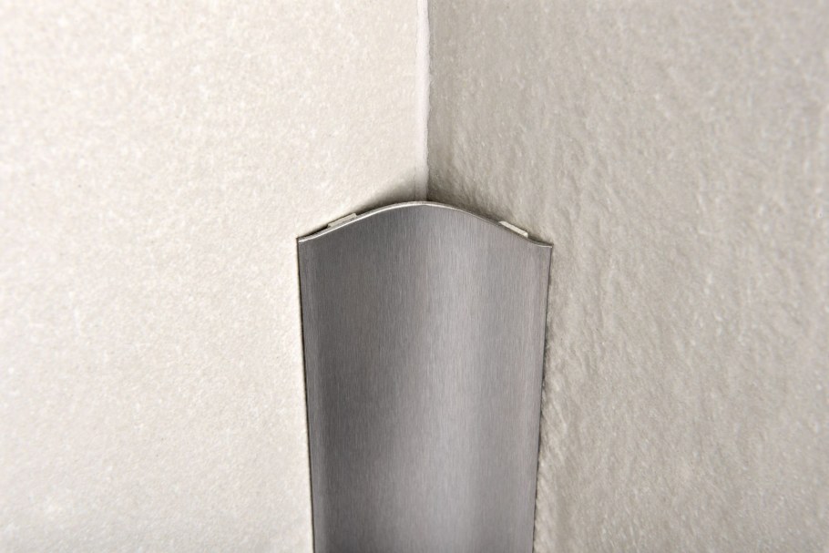 Накладка на угол стены