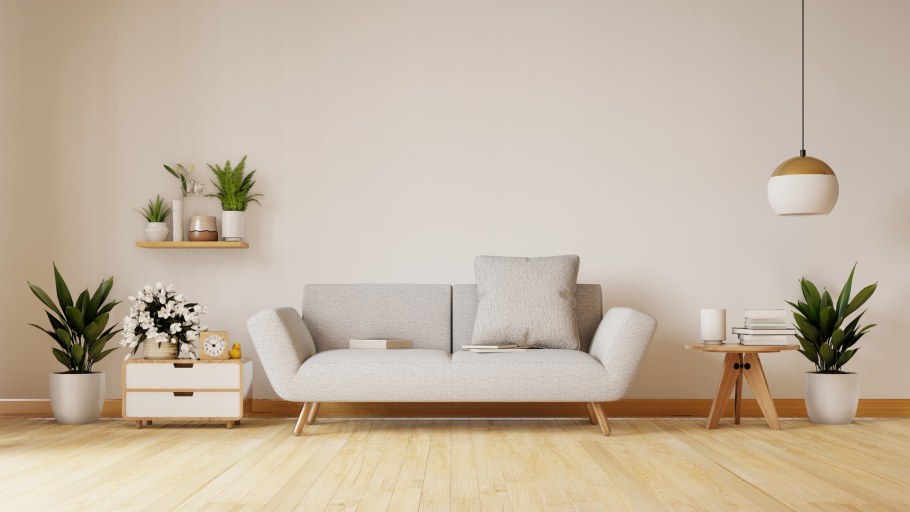 Пустая стена в интерьере