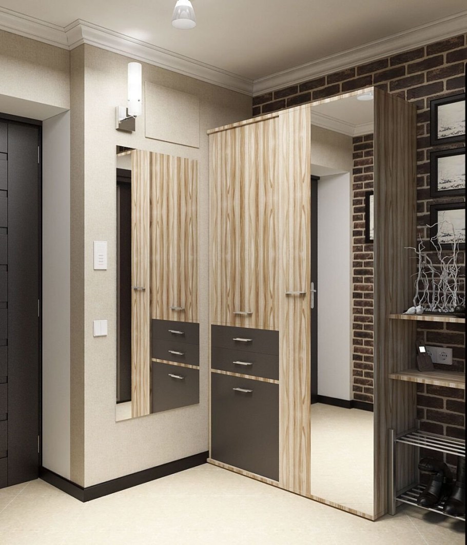 Квадратная прихожая