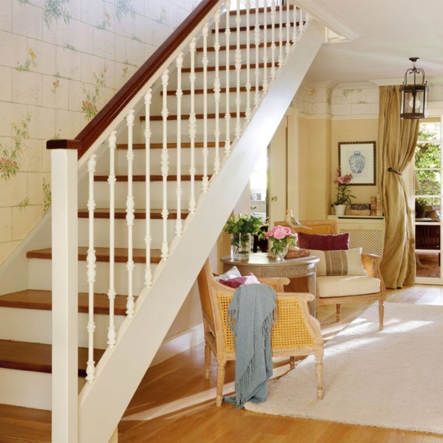 Лестница на мансардный этаж