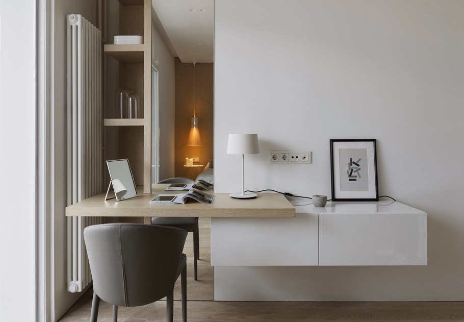 Дизайнерский письменный стол