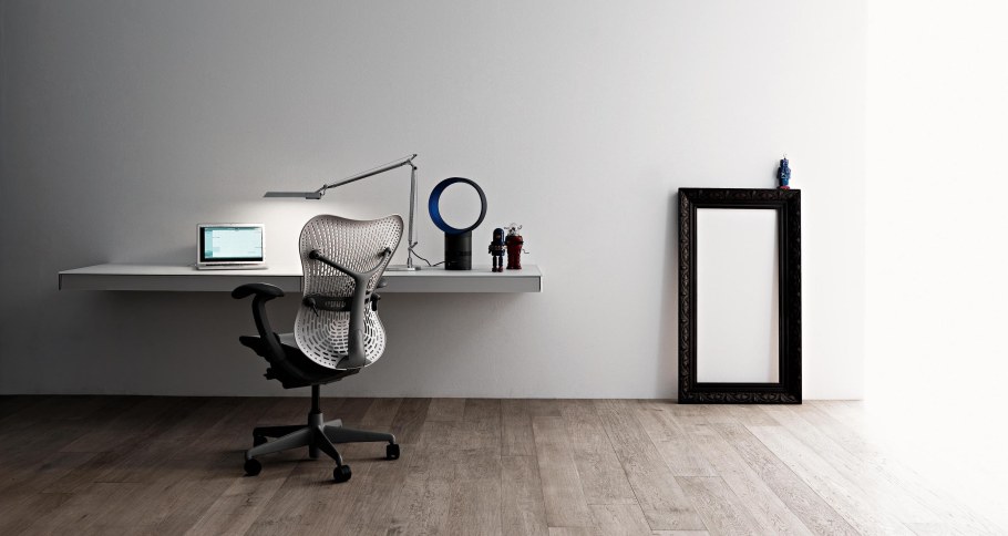 Стол подвесной на стену