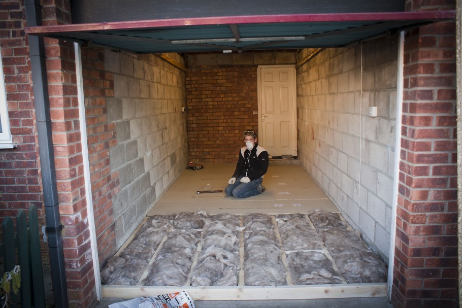 Обустройство кирпичного гаража