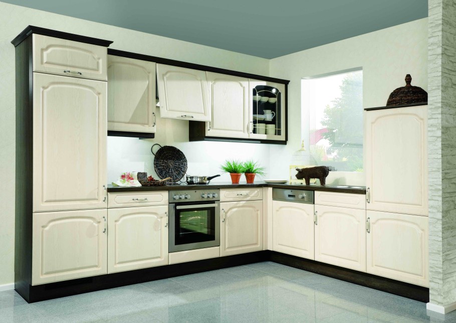 Кухня ваниль классика