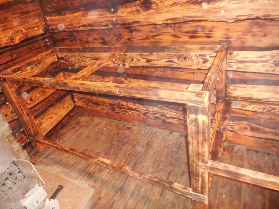 Отделка бани горбылем