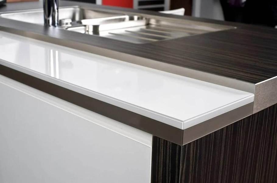 Кромка HPL для столешницы