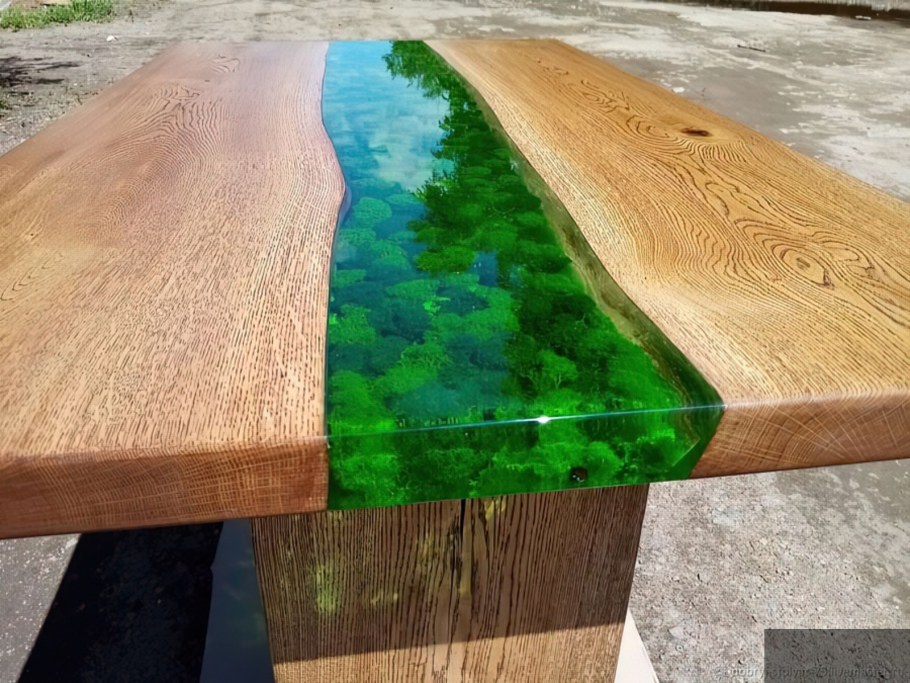 Стол из эпоксидной смолы