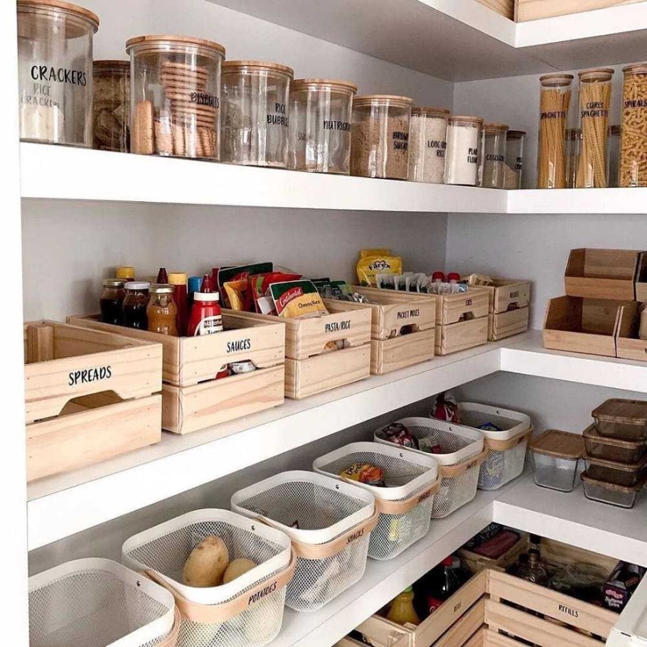 Хранение продуктов в кладовке