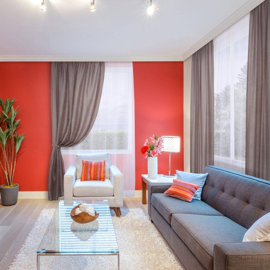 Шторы в интерьере гостиной