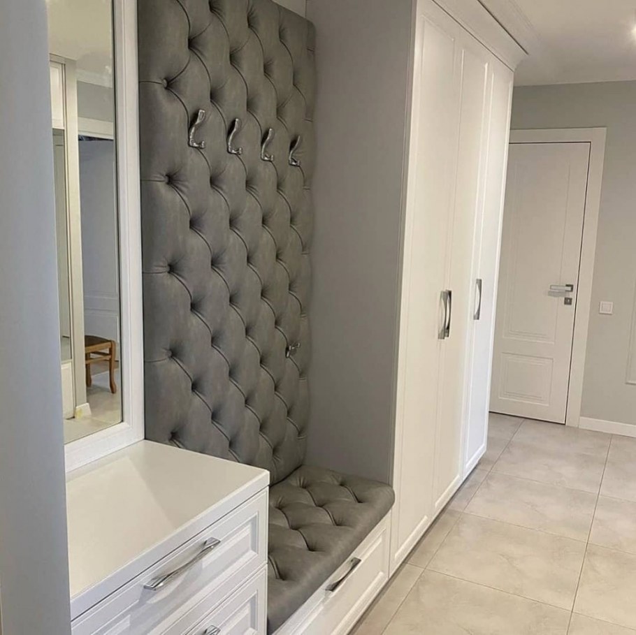 Прихожая с каретной стяжкой Стэлла 32кр BMS