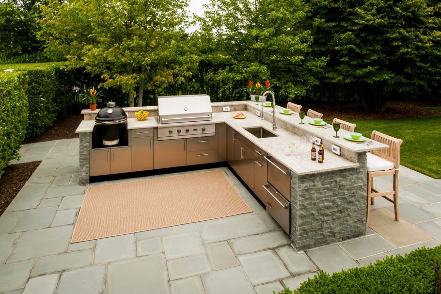 Уличная летняя кухня