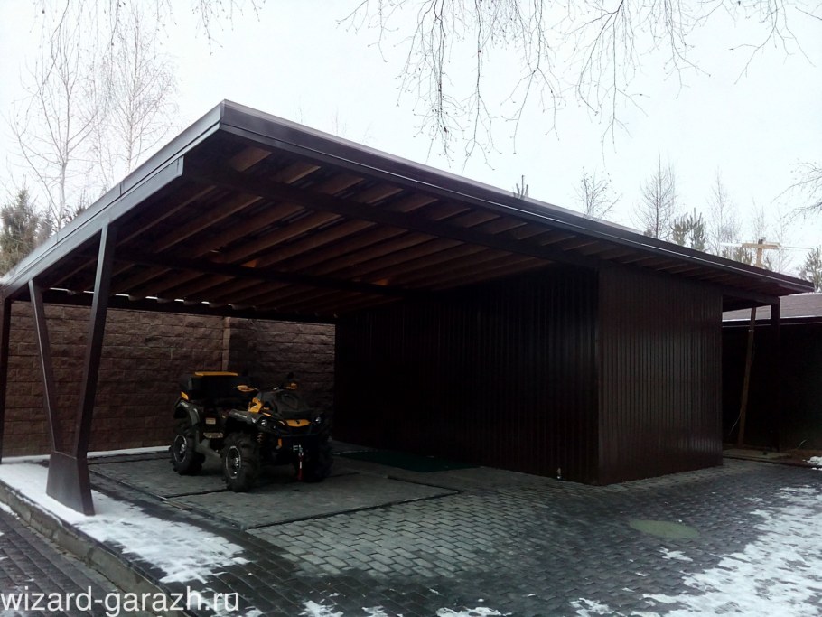 Сарай с навесом для машины