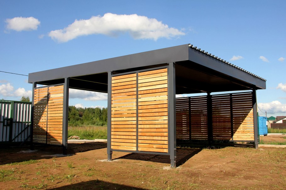 Сарай с односкатной крышей и навесом
