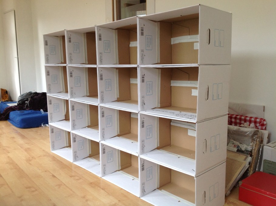 Стеллаж из картона