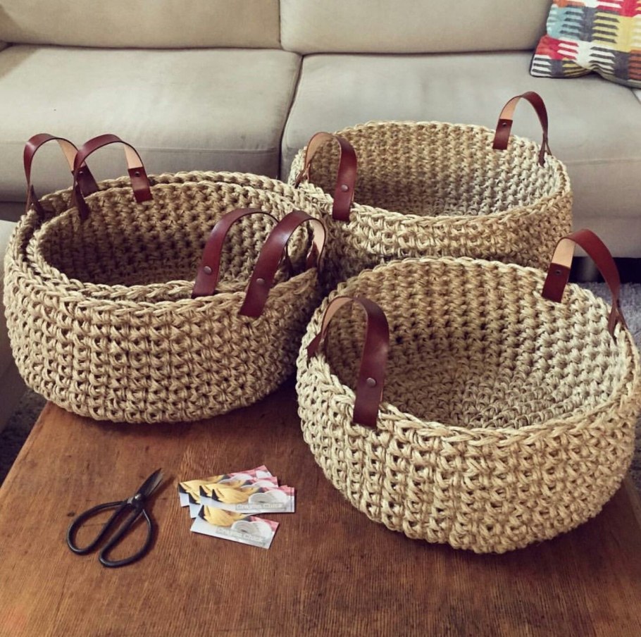 Плетеные корзины для вязания