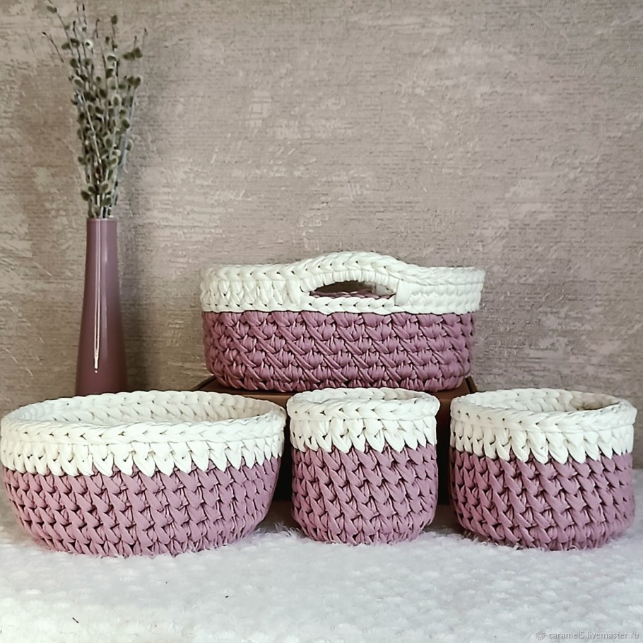 Вязать корзинку с поддоном