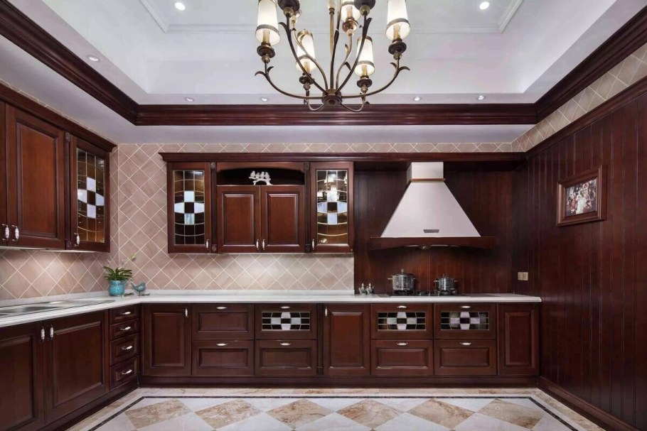 Кухня коричная классика