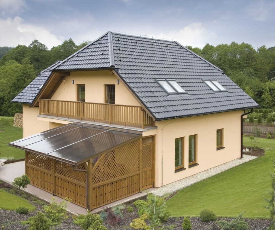 Полувальмовая мансардная крыша