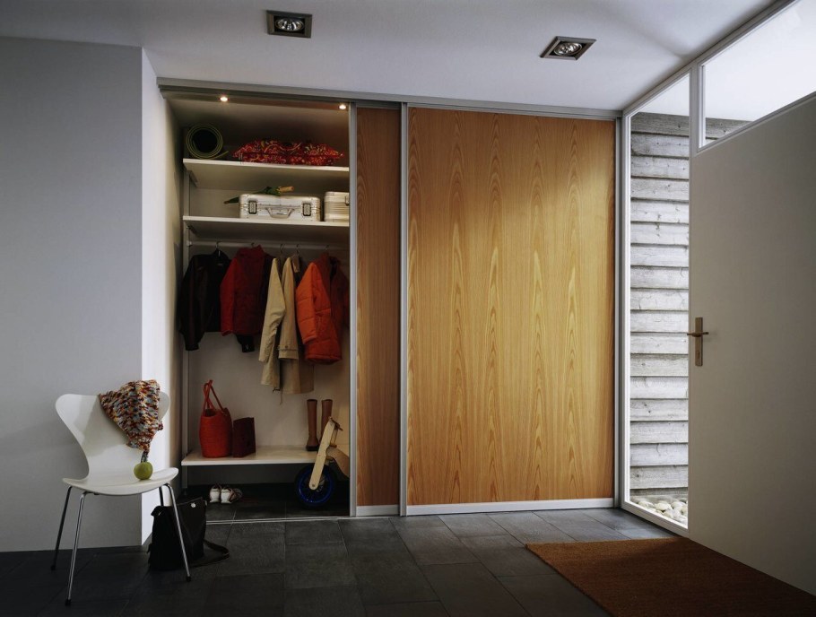 Встроенный шкаф гардероб