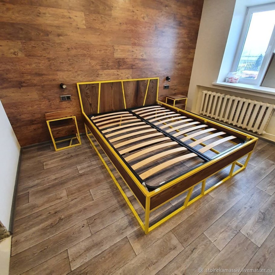Кровать в стиле лофт из дерева