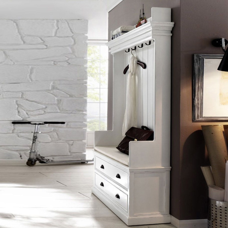 Банкетка в прихожую