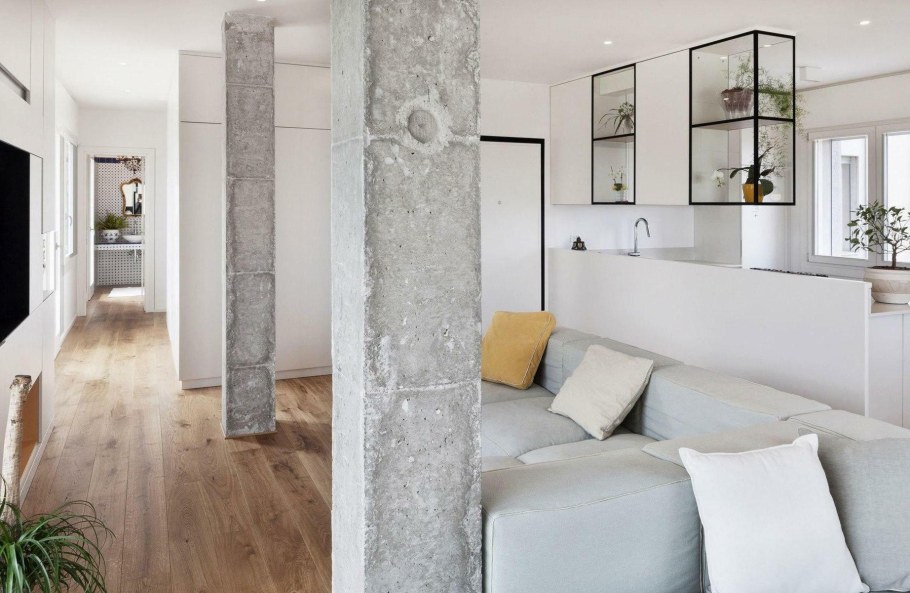 Отделка колонны в интерьере