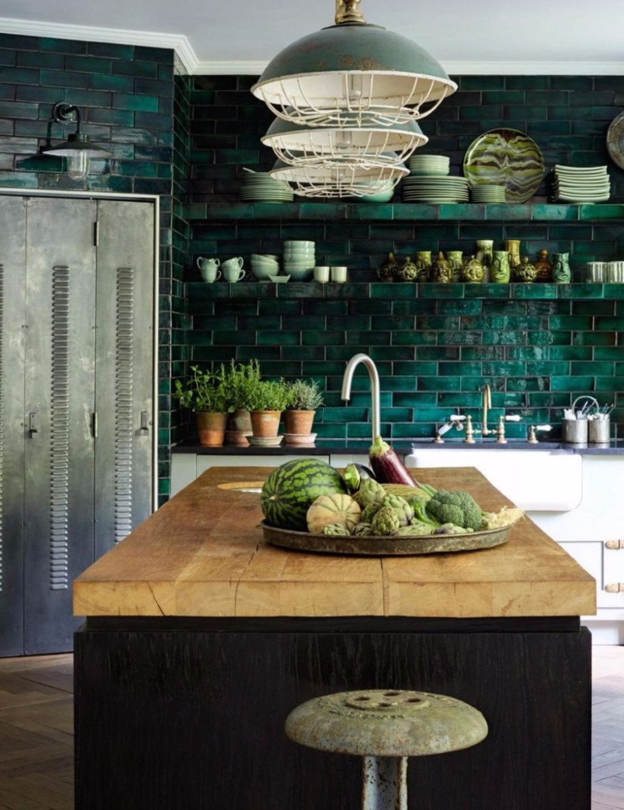 Кухня лофт изумруд