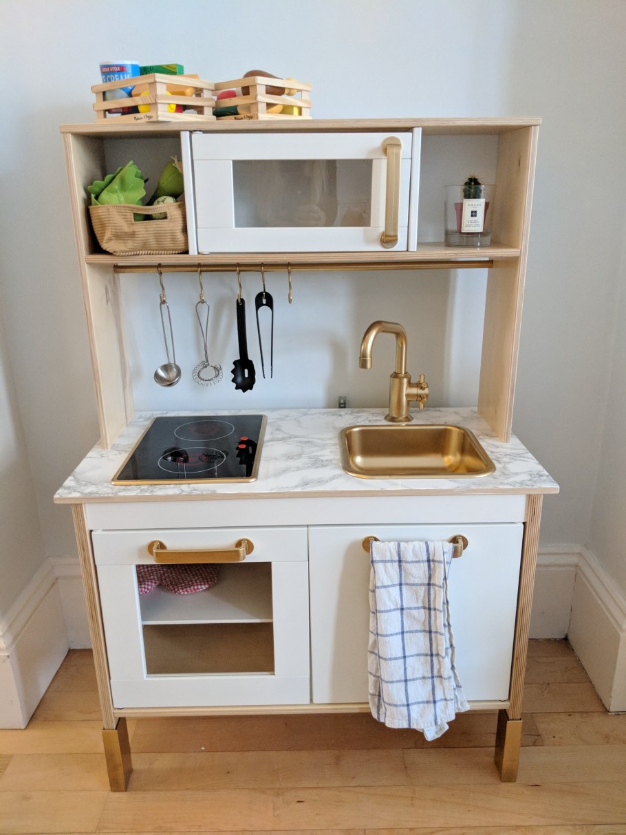 Детская кухня икеа ДУКТИГ В интерьере