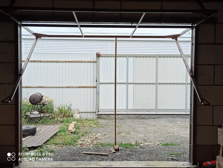 Ворота подъемно-поворотные е900 DIY