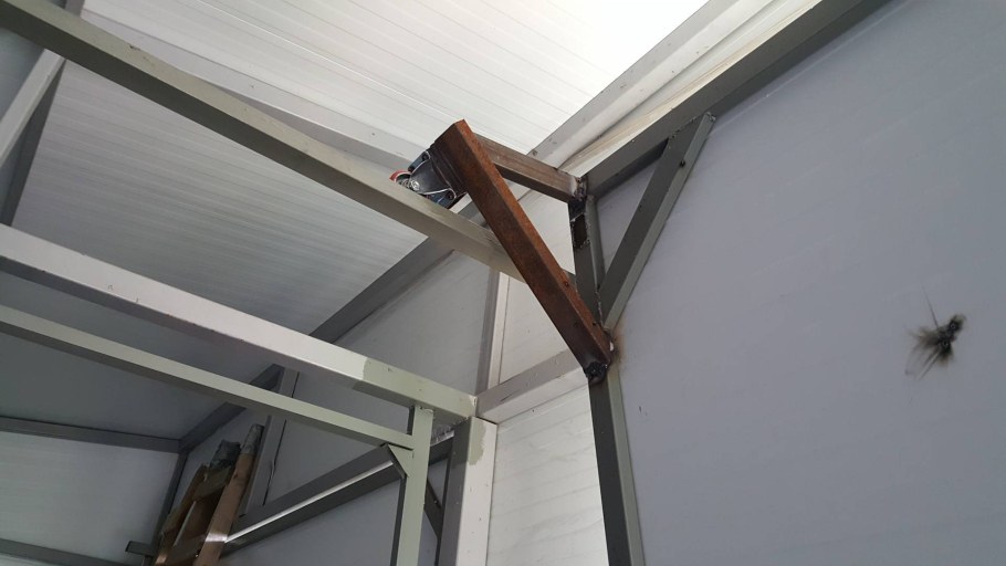 Подъемные ворота z система без направляющих