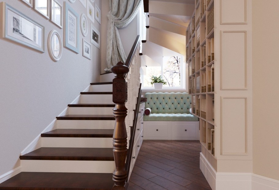 Отделка стен вдоль лестницы