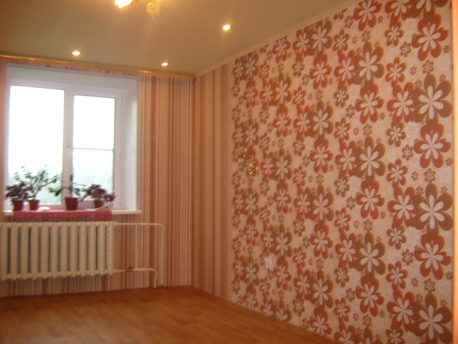 Варианты поклейки обоев