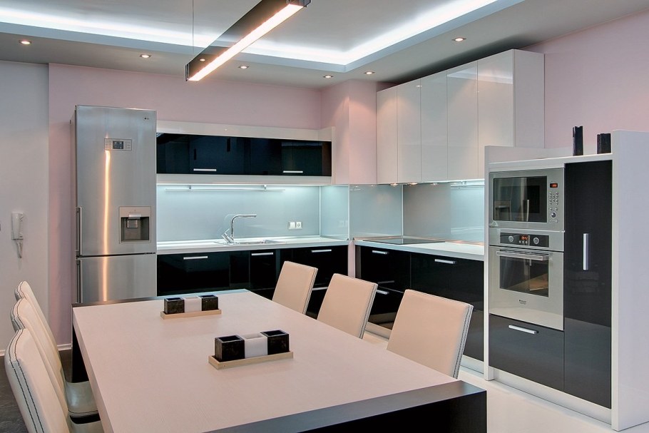 Кухня интерьер 2022 угловая хайтек