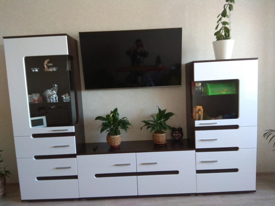 Гостиная Вегас-1 венге/белый глянец