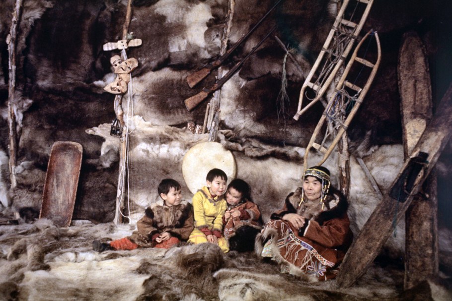 Коряки яранга