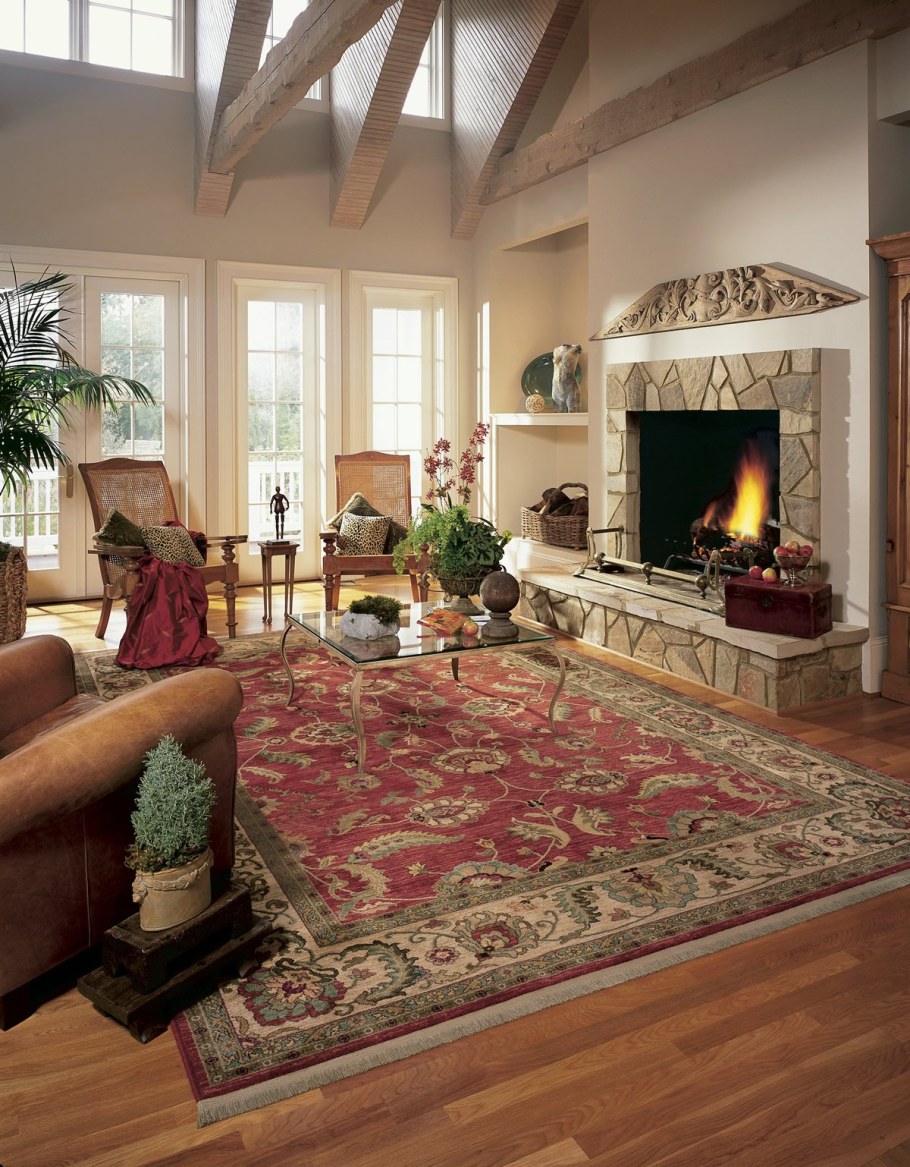 Камины в интерьере гостиной