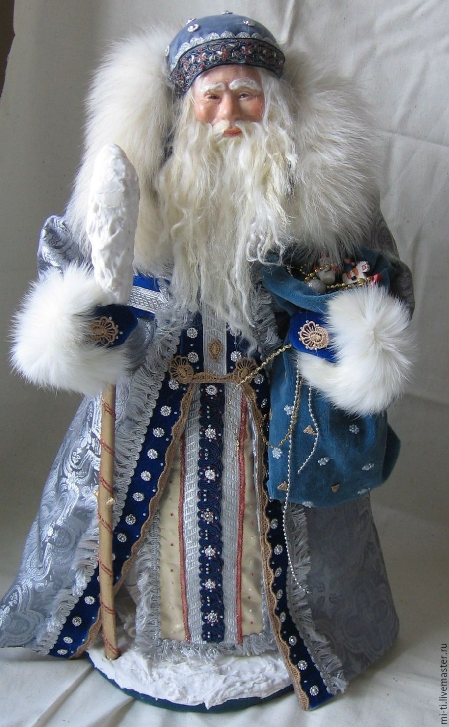 Интерьерный дед Мороз