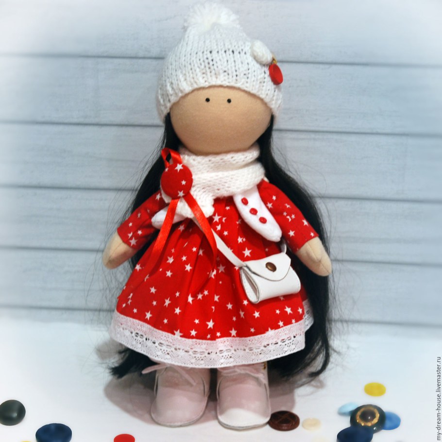 Текстильная кукла Снежка