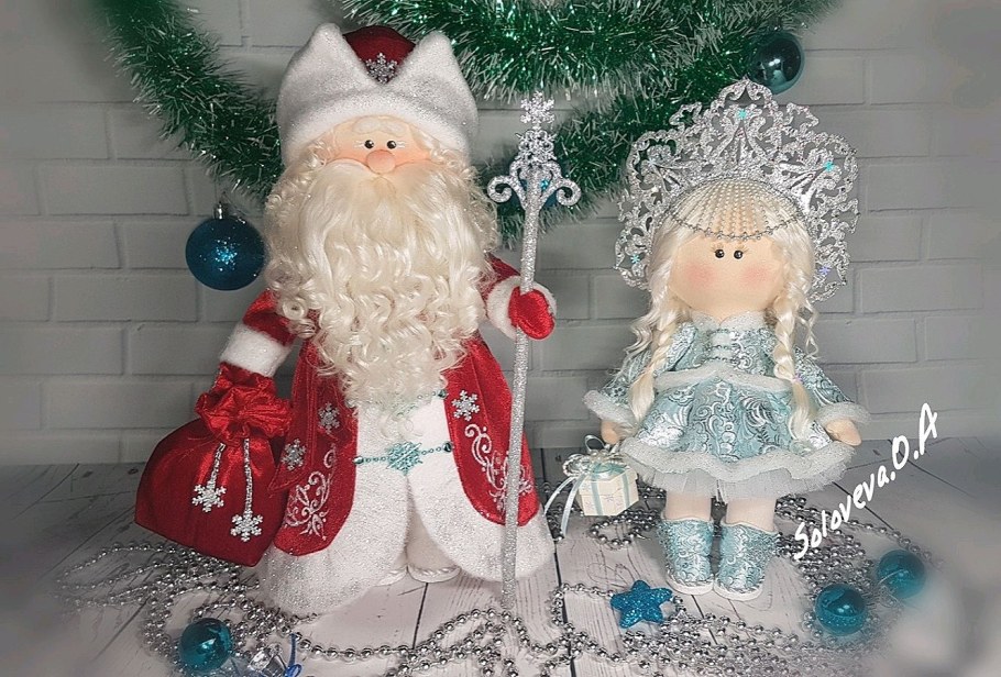 Кукла большеножка Снегурочка