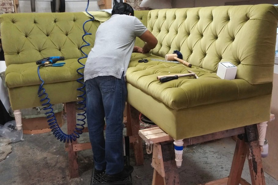 Обшивка мебели