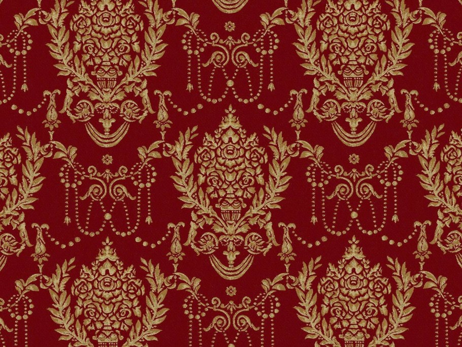 Красная ткань с узорами